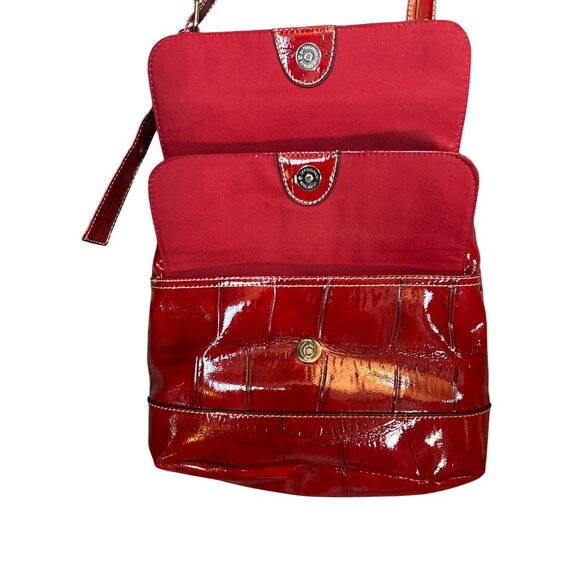 MUNDI Red Patent Leather Vintage Style Crossbody Bag - Picture 12 of 14